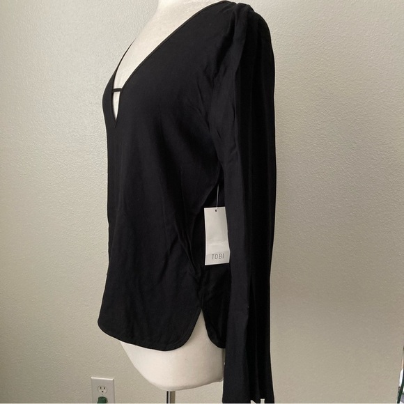NWT Tobi Blouse | Size L - Picture 2 of 6